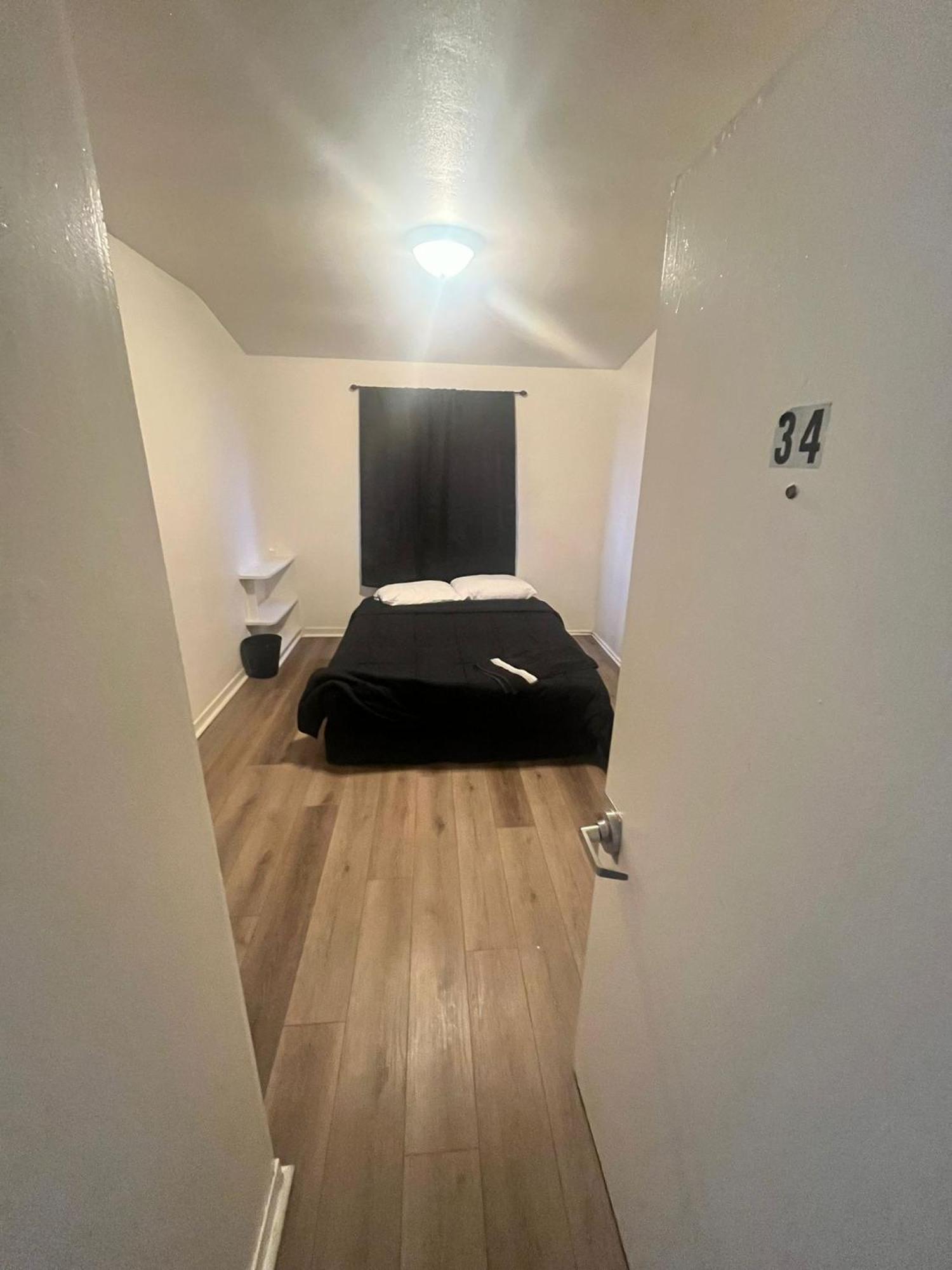 Hostel Nuys Homes For The Soul Los Angeles